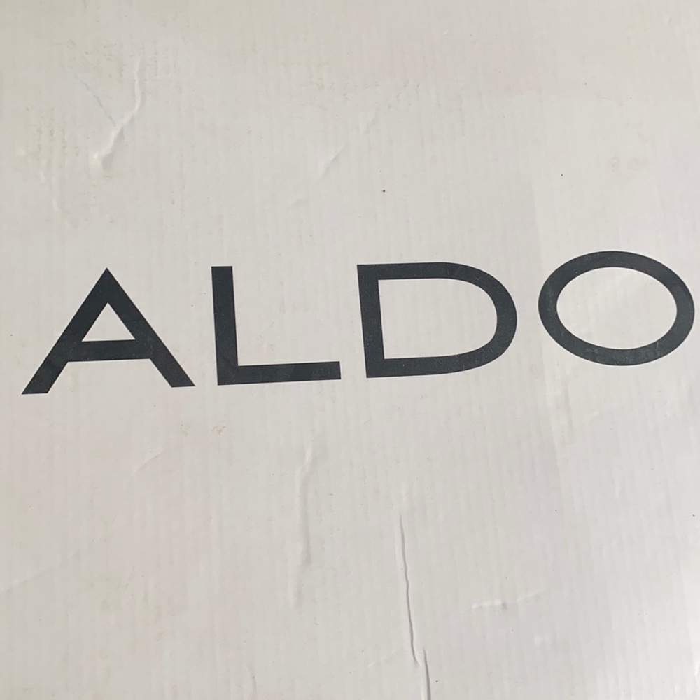 Aldo women’s black flat sandals